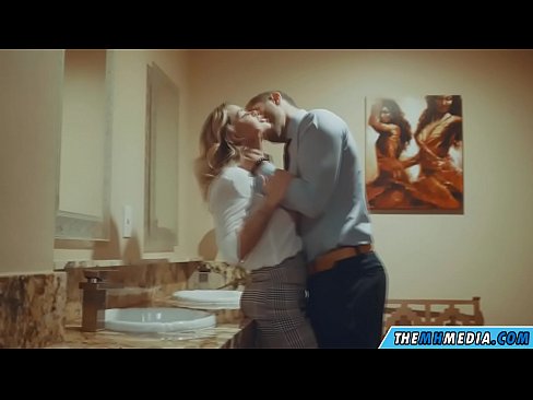 ❤️ Kad te prsata plavuša zavede u javnom toaletu Porno fb kod nas